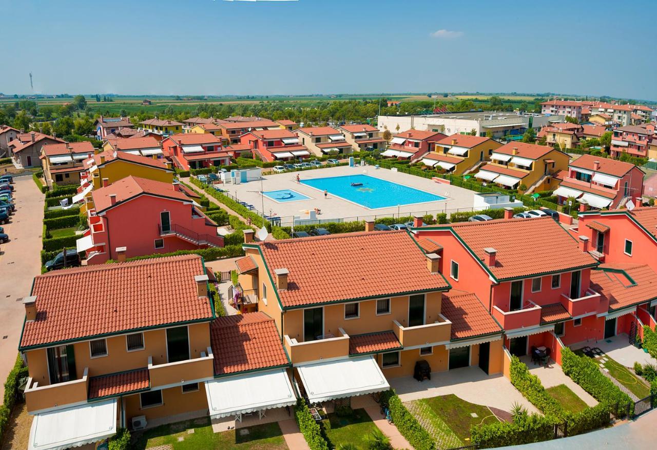 Villaggio Dei Fiori Caorle Exterior photo